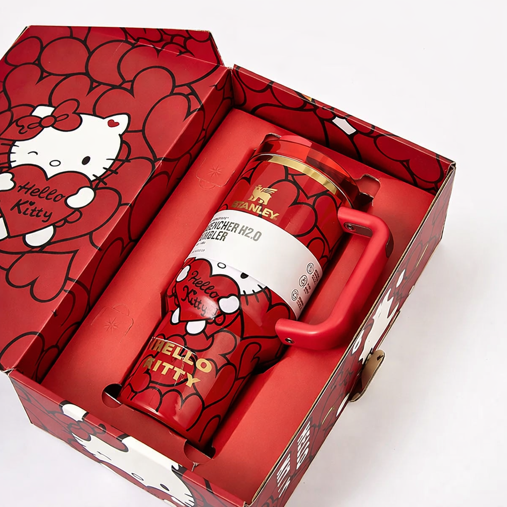 Stanley × Hello Kitty Sweet Hearts Glitter Tumbler [Limited Edition]